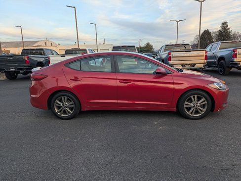 Used 2018 Hyundai Elantra SEL image 8