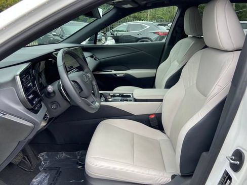 Used 2024 Lexus RX 350 Premium w/ Accessory Package (Z1) AWD/4WD image 23