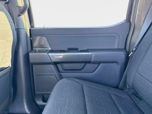 Used 2022 Ford F150 XLT w/ Equipment Group 302A High image 15