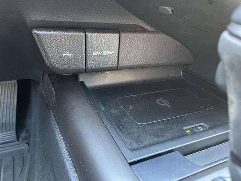Used 2021 Toyota Camry XSE w/ Navigation Package FWD image 32