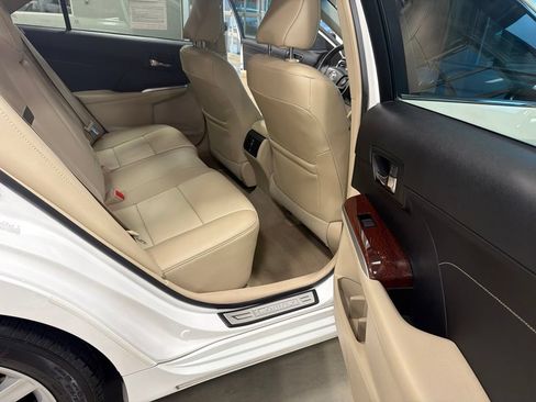 Used 2013 Toyota Camry XLE FWD image 16