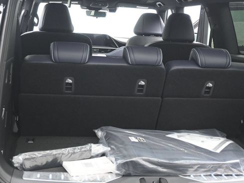 New 2027 INFINITI QX80 Sensory w/ Sport Exterior Package AWD/4WD image 24