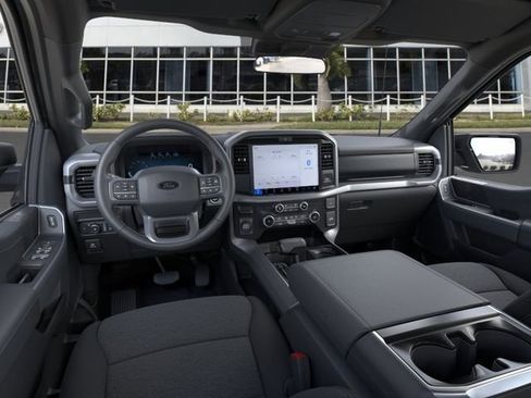 New 2026 Ford F150 XLT w/ XLT Black Appearance Package AWD/4WD image 9
