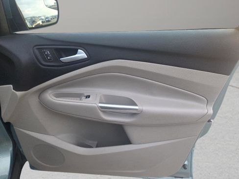 Used 2013 Ford Escape SE image 65