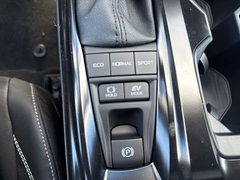 New 2026 Toyota Camry Hybrid image 22