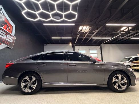 Used 2018 Honda Accord EX-L image 10