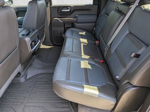 Used 2020 GMC Sierra 2500 Denali w/ Denali Ultimate Package AWD/4WD image 17