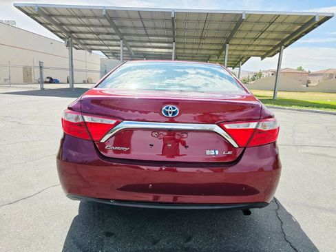 Used 2017 Toyota Camry LE FWD image 8