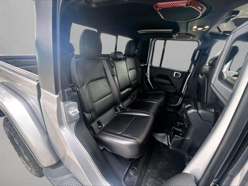 Used 2020 Jeep Gladiator Rubicon AWD/4WD image 29