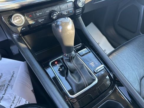 Used 2022 Jeep Compass Limited image 23