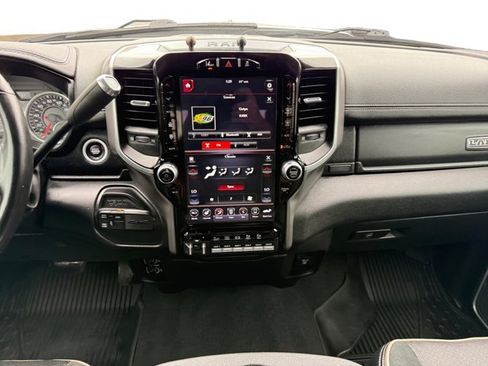 Used 2020 RAM 2500 Laramie AWD/4WD image 15