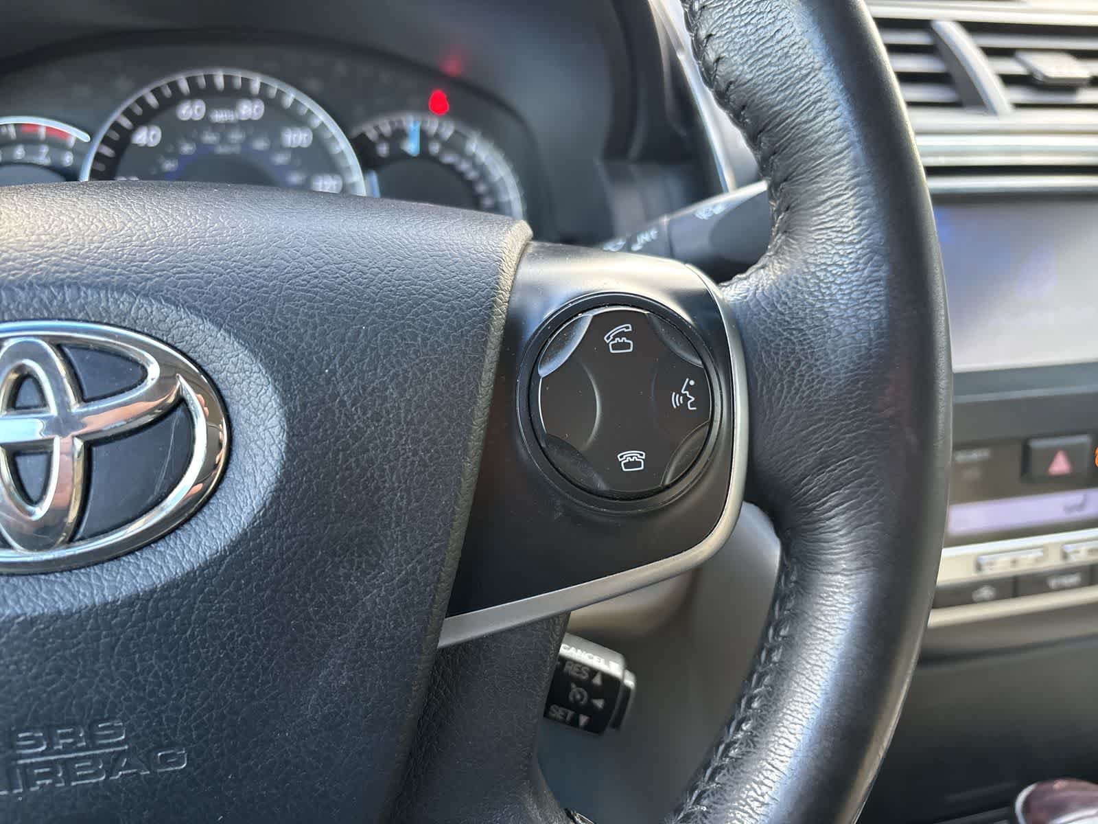 Used 2012 Toyota Camry XLE w/ Leather Pkg FWD image 13