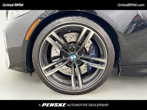 Used 2018 BMW M2 w/ Executive Package image 2