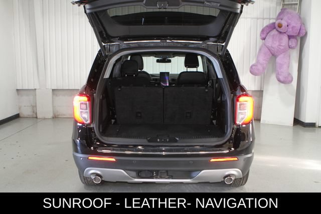 Used 2022 Ford Explorer Limited w/ Limited Technology Package AWD/4WD image 33