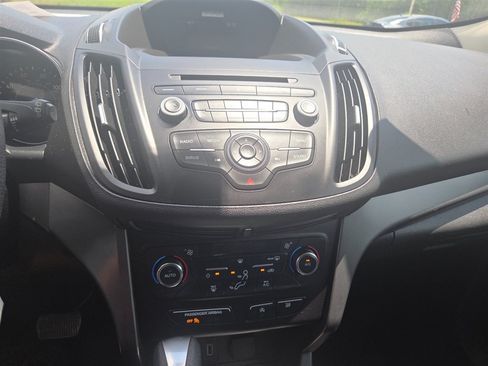 Used 2017 Ford Escape SE AWD/4WD image 12