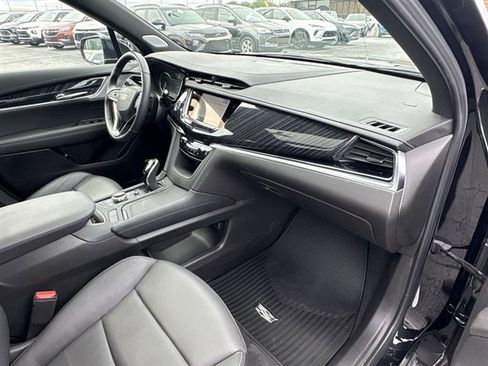 New 2024 Cadillac XT6 Premium Luxury AWD/4WD image 29