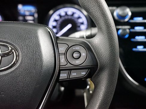 Certified 2020 Toyota Camry LE image 13