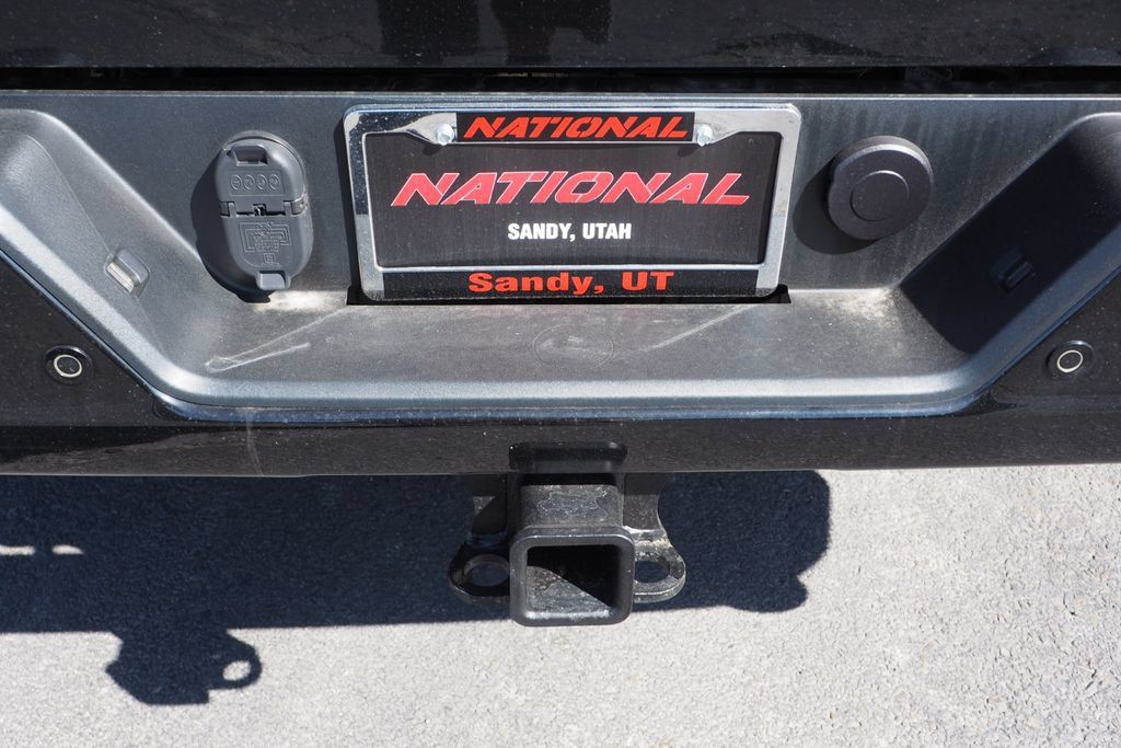 Used 2020 Chevrolet Silverado 2500 High Country AWD/4WD image 19