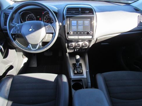 Used 2024 Mitsubishi Outlander Sport ES image 10