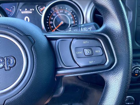 Used 2021 Jeep Wrangler Unlimited Sport AWD/4WD image 25