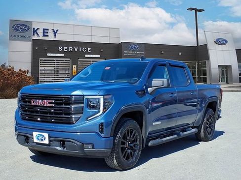 Used 2026 GMC Sierra 1500 Elevation AWD/4WD image 1