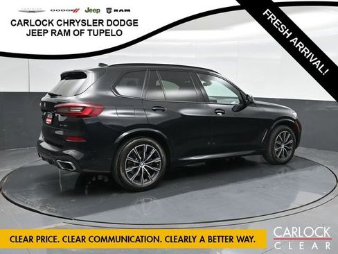Used 2022 BMW X5 xDrive40i w/ M Sport Package image 3