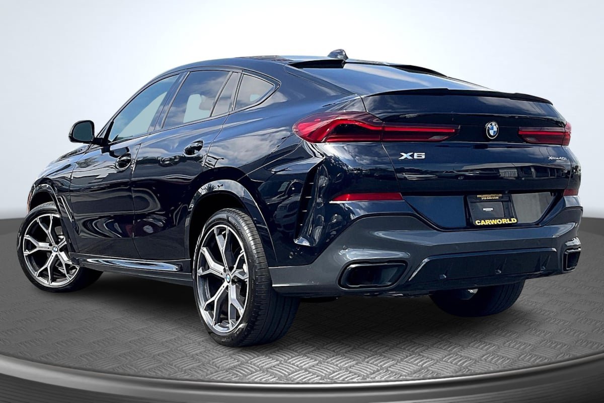 Used 2022 BMW X6 xDrive40i w/ M Sport Package AWD/4WD image 2