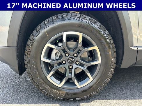New 2026 Chevrolet Equinox ACTIV FWD image 8