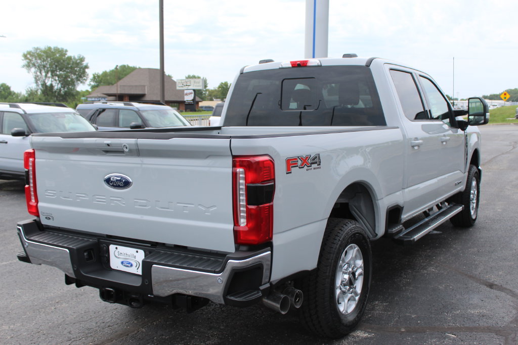 New 2026 Ford F250 XLT w/ XLT Premium Package AWD/4WD image 5