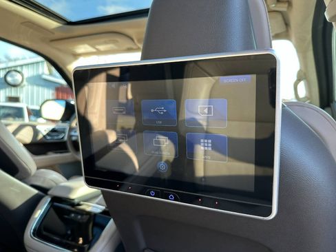 Used 2023 Lincoln Navigator Reserve AWD/4WD image 20
