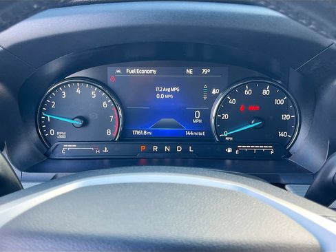 Used 2022 Ford Explorer XLT w/ Equipment Group 202A AWD/4WD image 12
