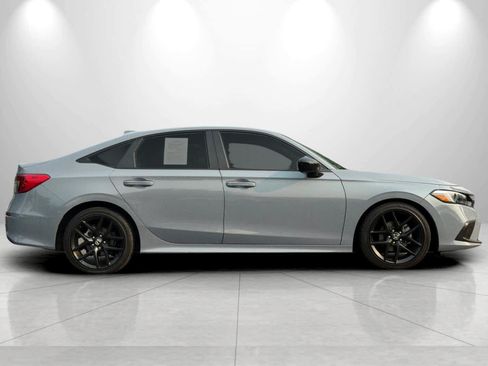 Used 2024 Honda Civic Sport image 8