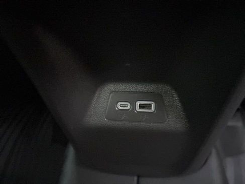 Used 2022 Buick Envision Preferred image 39