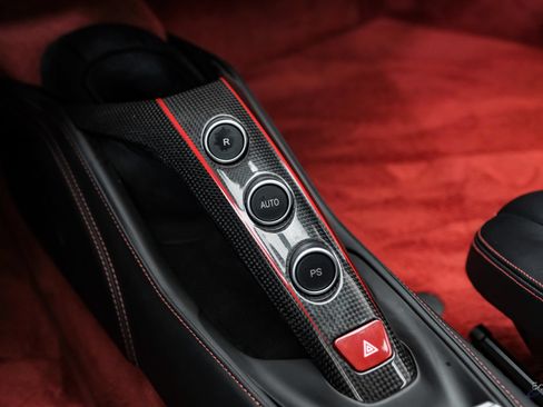 Used 2017 Ferrari 488 GTB RWD image 72