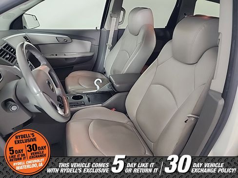 Used 2010 Chevrolet Traverse LT w/ Personal Connectivity Package image 16