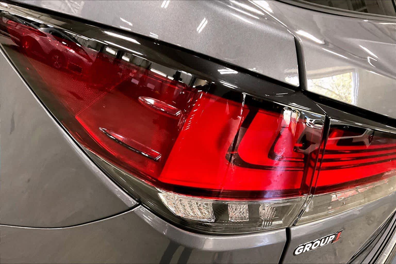 Used 2022 Lexus RX 450h AWD w/ Luxury Package image 29