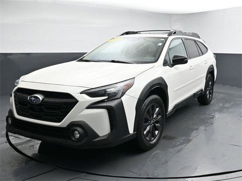 Used 2025 Subaru Outback Onyx Edition XT image 7