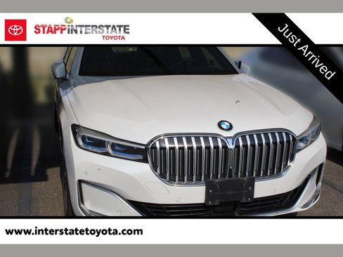 Used 2020 BMW 750i xDrive AWD/4WD image 1