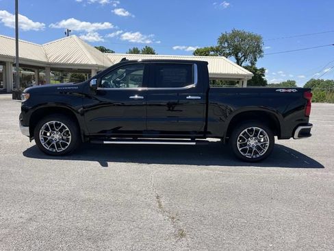 New 2026 Chevrolet Silverado 1500 LTZ w/ LTZ Premium Package AWD/4WD image 7