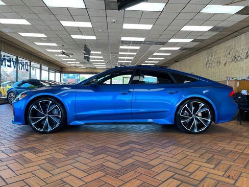 Used 2023 Audi RS 7 Sportback w/ Carbon Optic Package AWD/4WD image 7