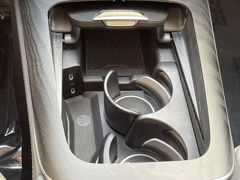 New 2026 Mercedes-Benz E 350 4MATIC Sedan image 32