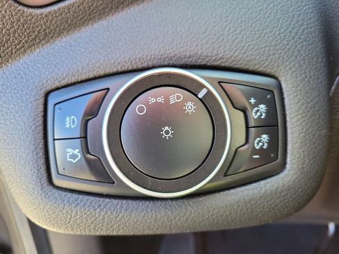 Used 2016 Ford Escape SE w/ Equipment Group 201A AWD/4WD image 21