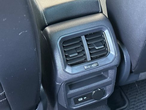Used 2022 Volkswagen Tiguan SE R-Line AWD/4WD image 13