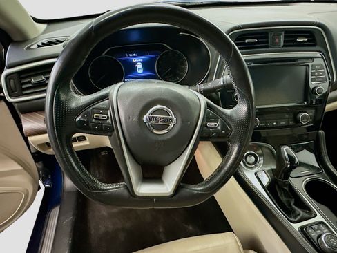 Used 2017 Nissan Maxima Platinum FWD image 18