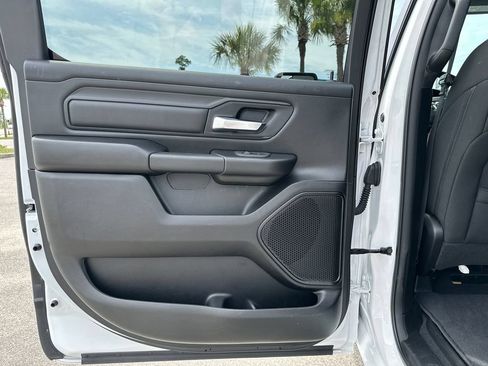 Used 2025 RAM 1500 Tradesman AWD/4WD image 13