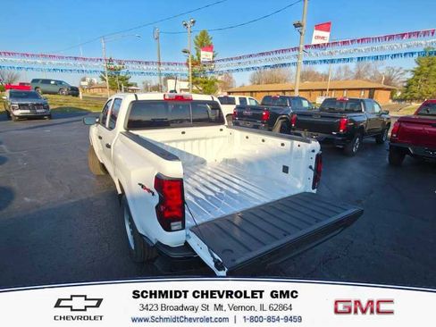 New 2026 Chevrolet Colorado W/T image 9