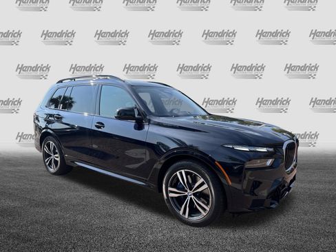 Used 2025 BMW X7 M60i AWD/4WD image 2