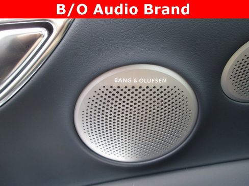 Used 2025 Genesis GV80 3.5T Prestige image 18