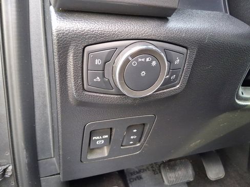 Used 2020 Ford F150 XLT w/ Equipment Group 302A Luxury image 13