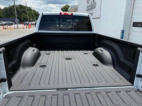 New 2026 RAM 2500 Big Horn AWD/4WD image 14